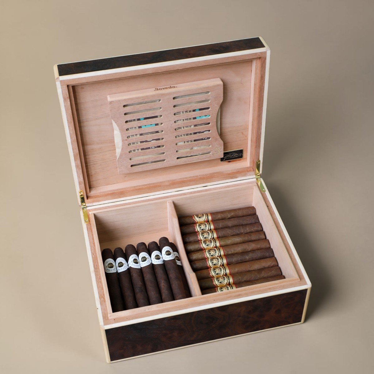 cigar humidor